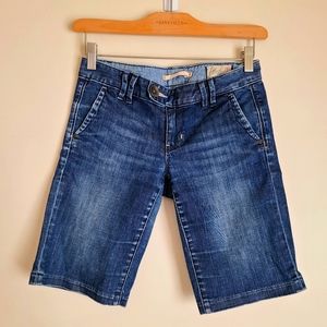 Gap Inc Denim Bermuda Short Jean Limited Edition Size 24/0 Cotton